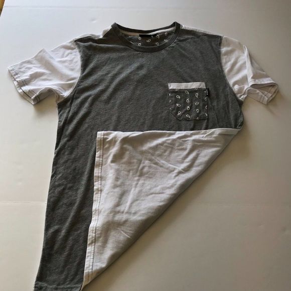 Nixon Men's Short Sleeve Pocket Tee Shirt, L (y84) - Picture 1 of 9